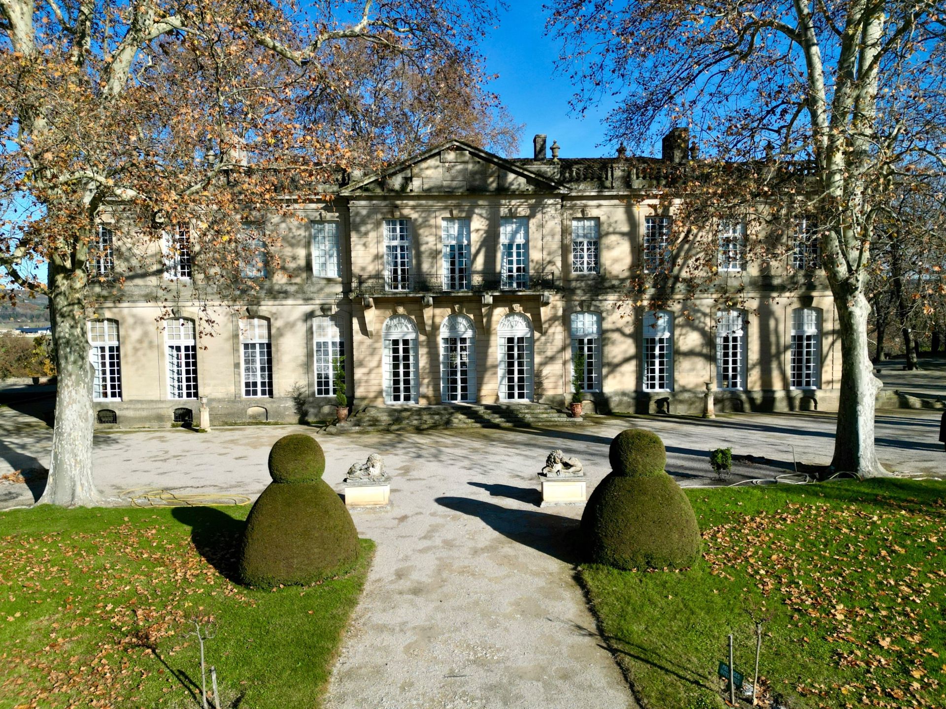 castle 20 Rooms for sale on FORCALQUIER (04300)