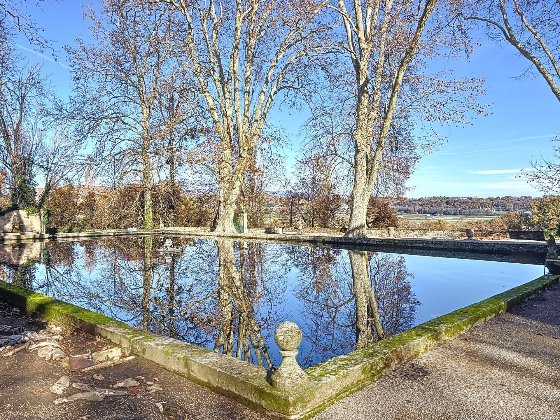 castle 20 Rooms for sale on FORCALQUIER (04300)