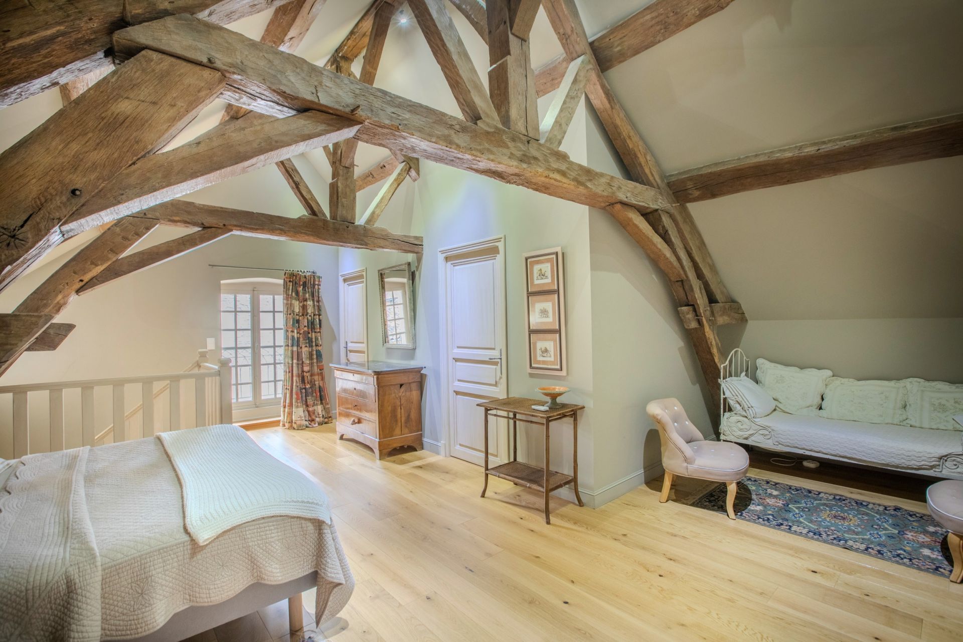 propriété de luxe 15 Pièces en vente sur GIVRY (71640)