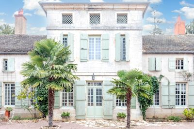 Vente Propriété de luxe Givry 15 Pièces 800 m²