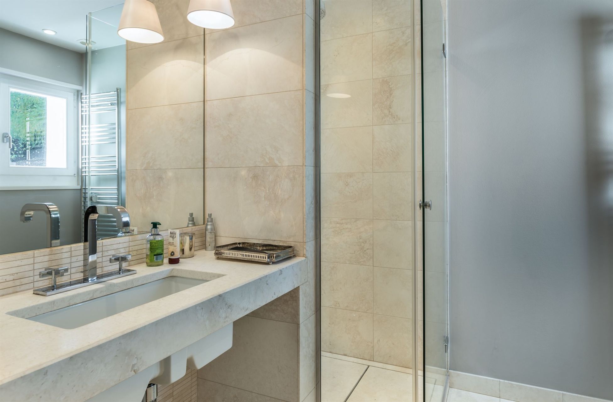 luxury house 6 Rooms for sale on EVIAN LES BAINS (74500)