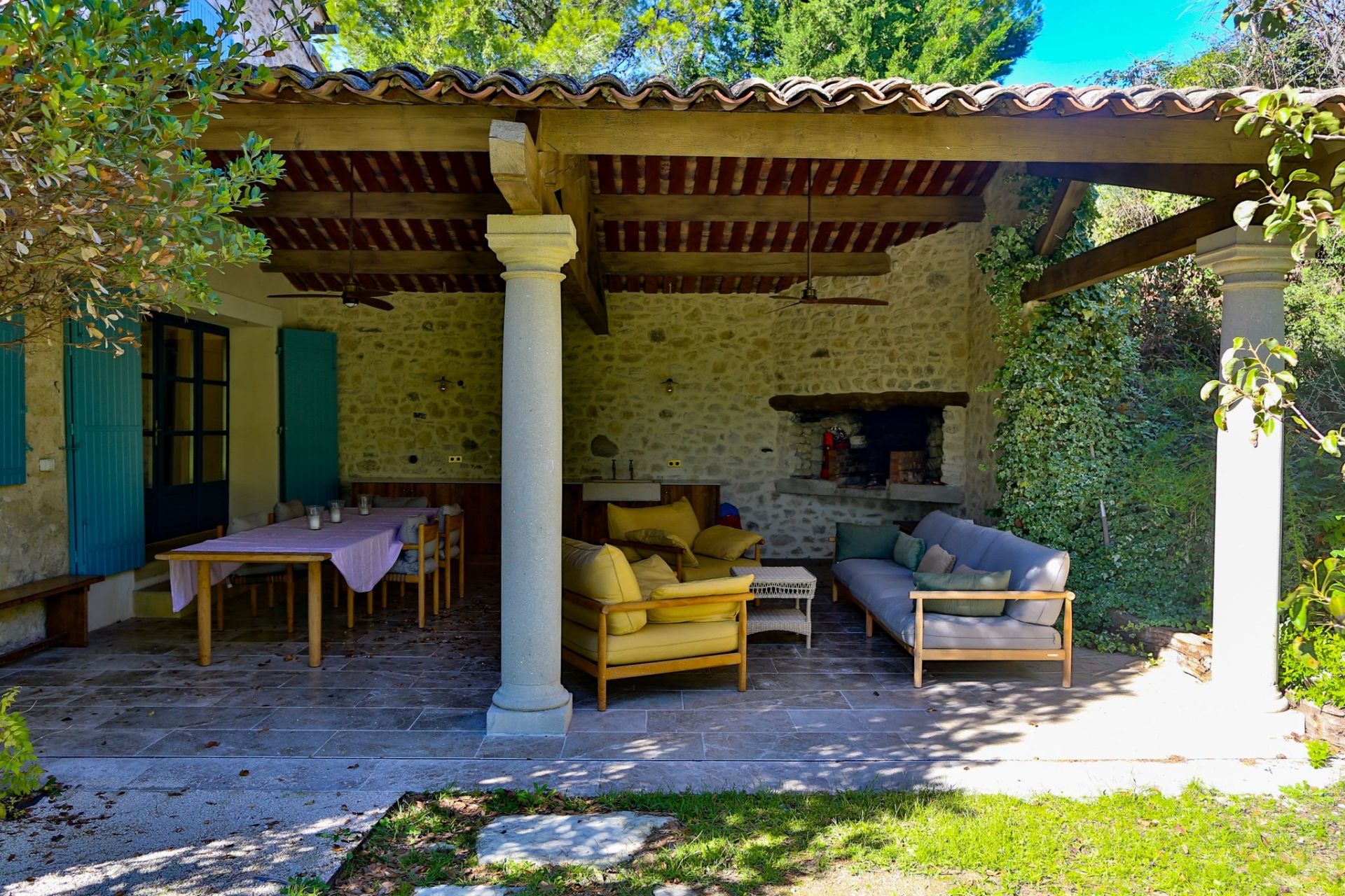 maison de luxe 12 Pièces en vente sur MORMOIRON (84570)