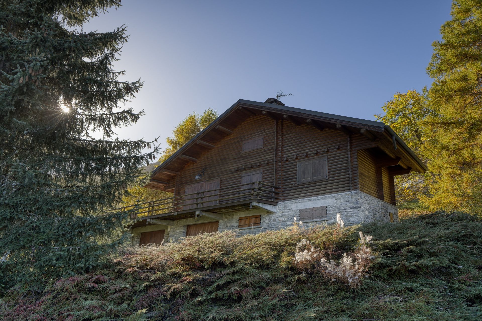 luxury chalet 6 Rooms for sale on MERIBEL LES ALLUES (73550)