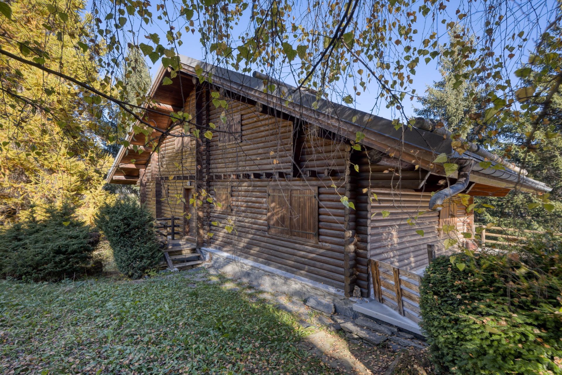 luxury chalet 6 Rooms for sale on MERIBEL LES ALLUES (73550)