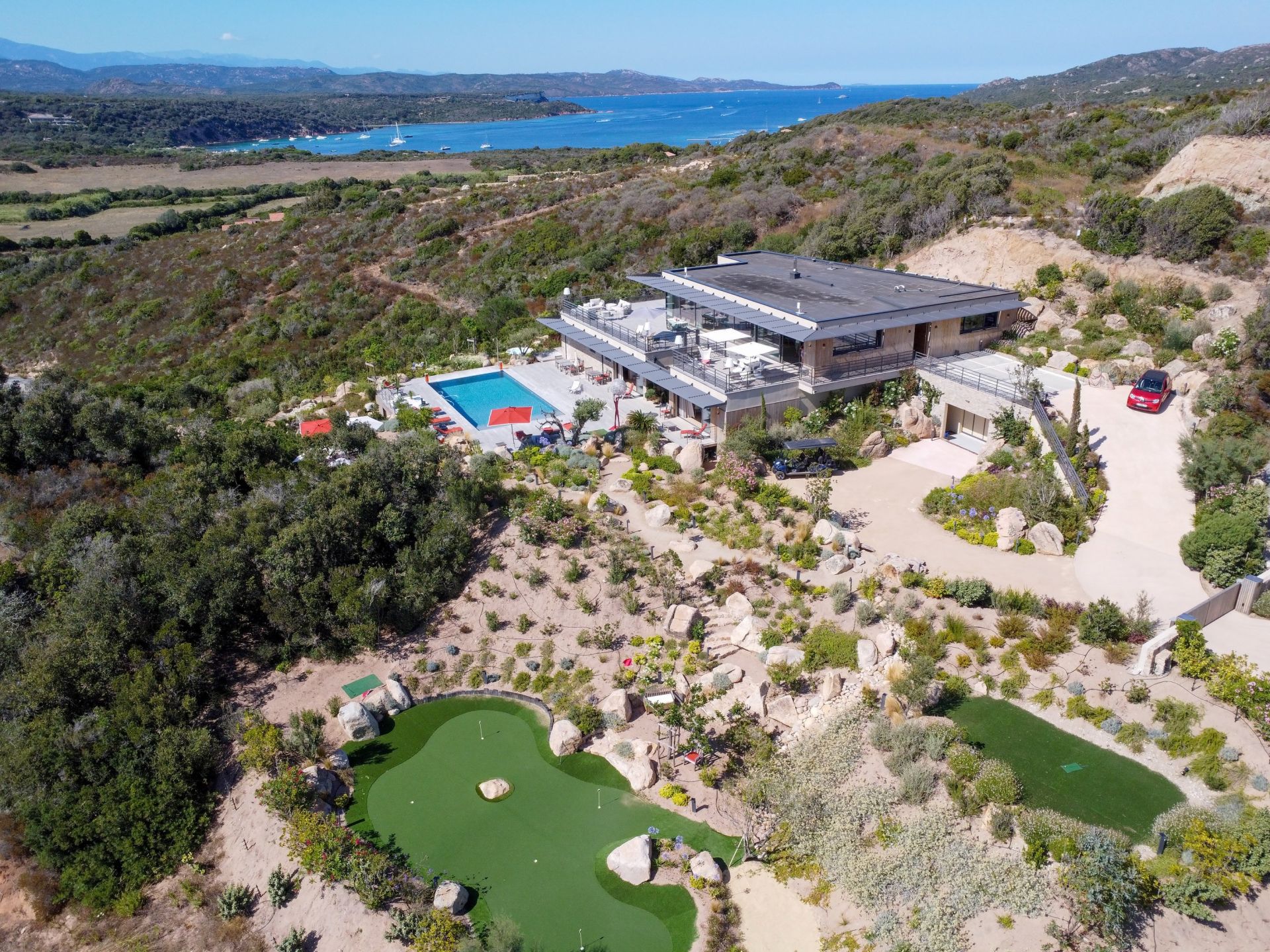 luxury villa 7 Rooms for seasonal rent on BONIFACIO (20169)