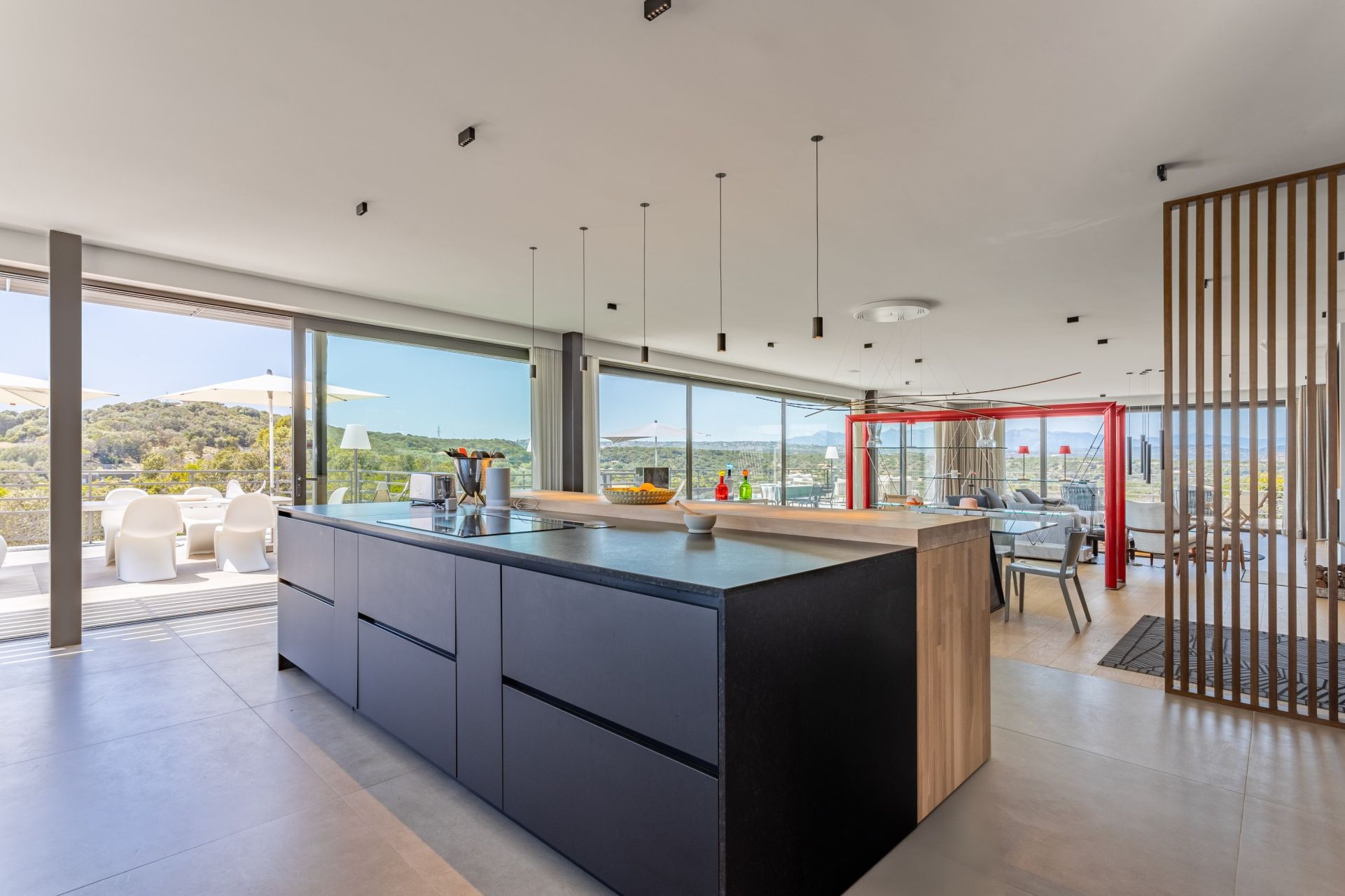 luxury villa 7 Rooms for seasonal rent on BONIFACIO (20169)