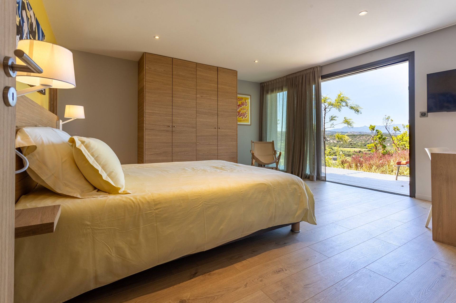 luxury villa 7 Rooms for seasonal rent on BONIFACIO (20169)