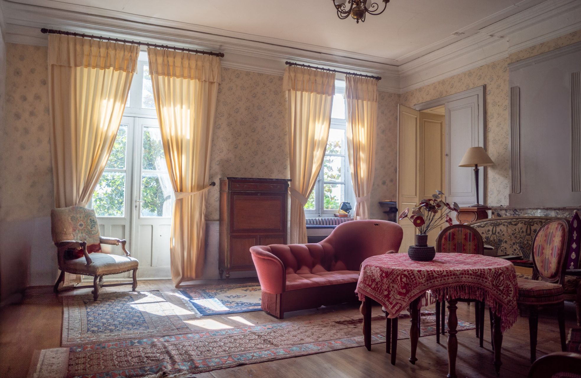 maison de luxe 18 Pièces en vente sur VARAIGNES (24360)