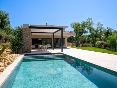 Sale Luxury villa Tourrettes 5 Rooms 240 m²