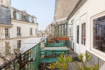 Sale Luxury apartment Paris 1 3 Rooms 69.07 m²