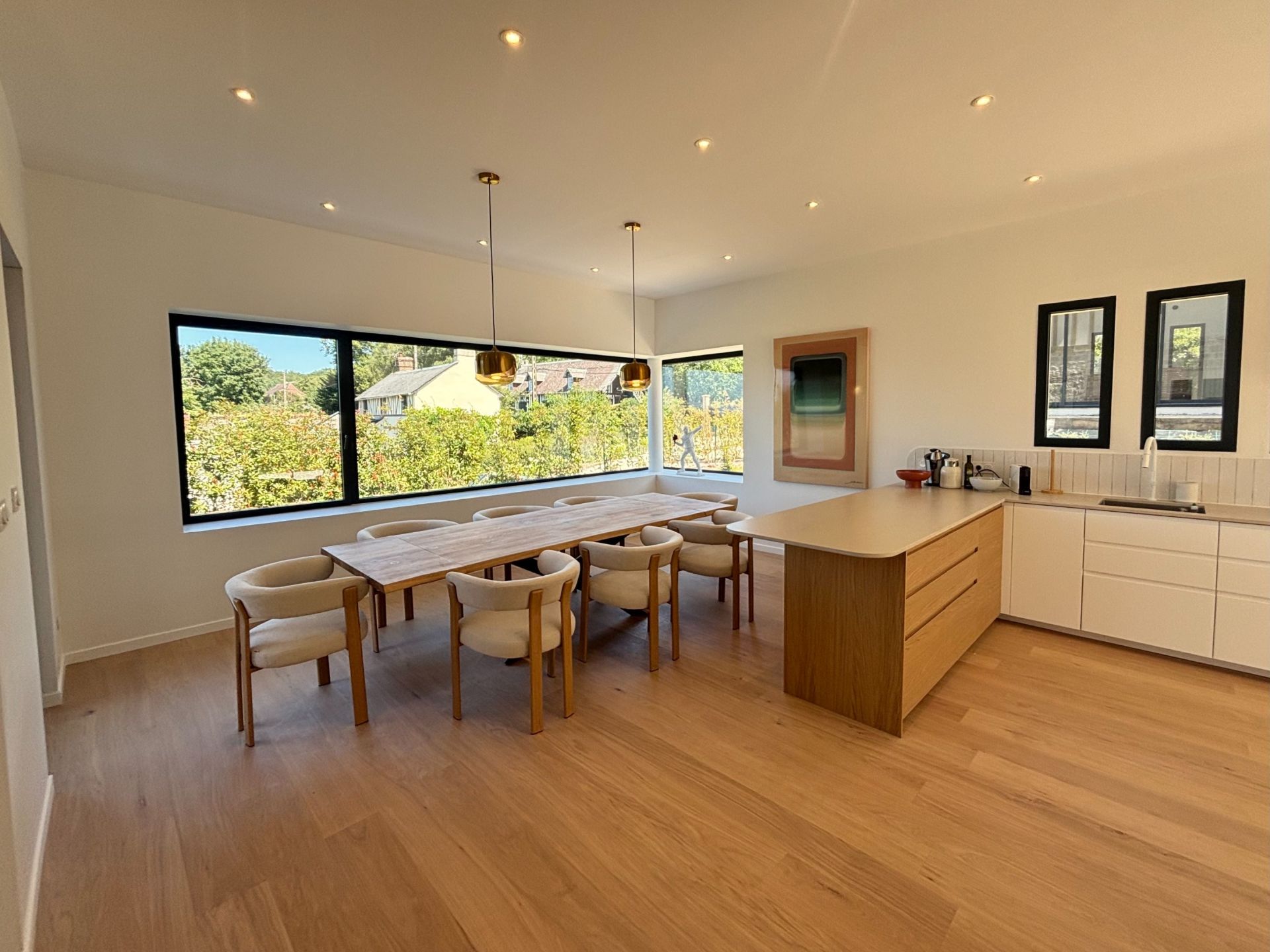 luxury house 8 Rooms for sale on TROUVILLE SUR MER (14360)