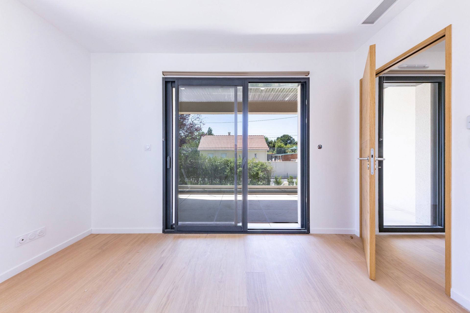 luxury house 8 Rooms for sale on TROUVILLE SUR MER (14360)