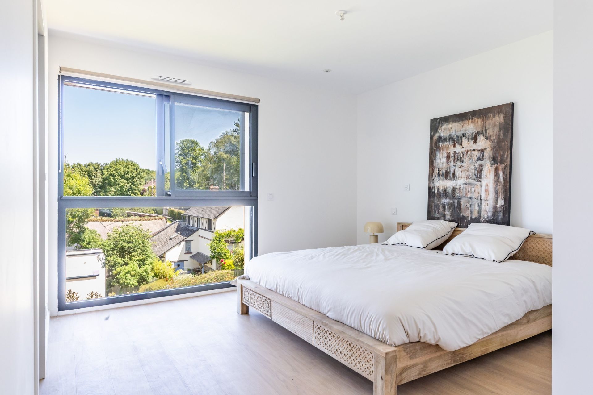 luxury house 8 Rooms for sale on TROUVILLE SUR MER (14360)