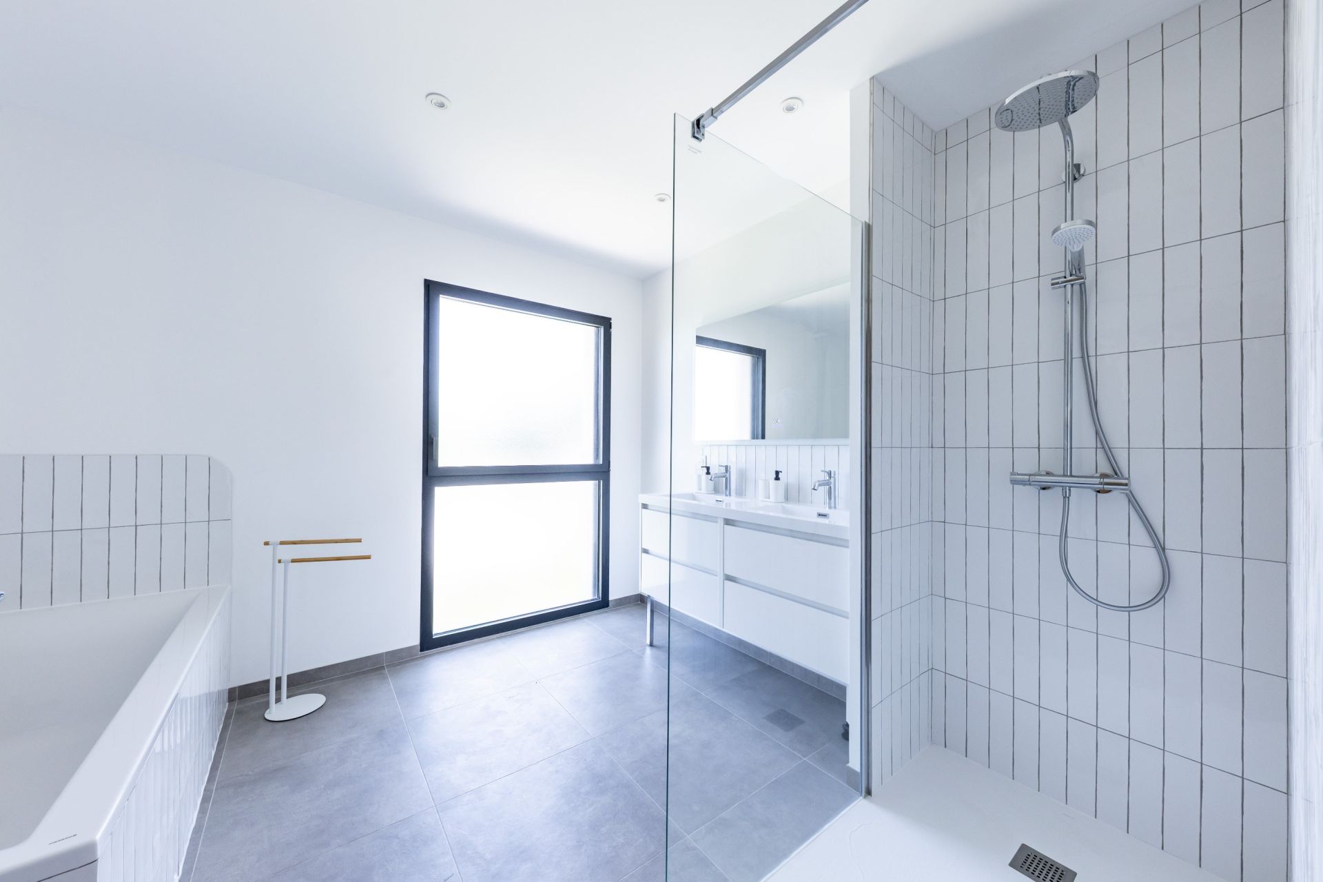 luxury house 8 Rooms for sale on TROUVILLE SUR MER (14360)
