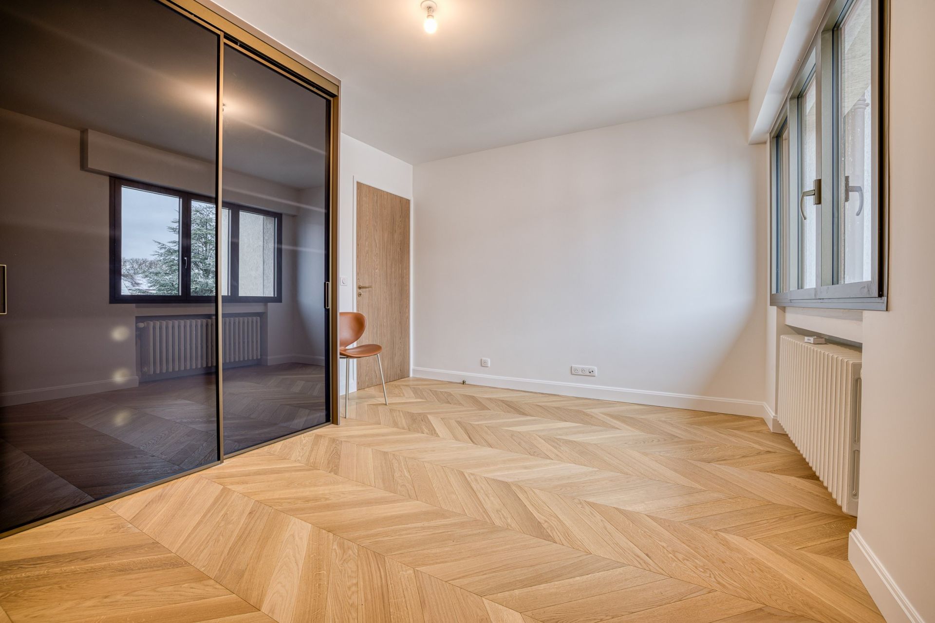 luxury apartment 5 Rooms for sale on ANNECY (74000)