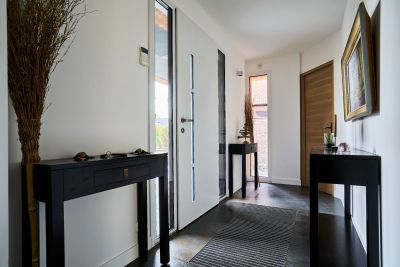 Sale Luxury house Mouvaux 9 Rooms 439.19 m²