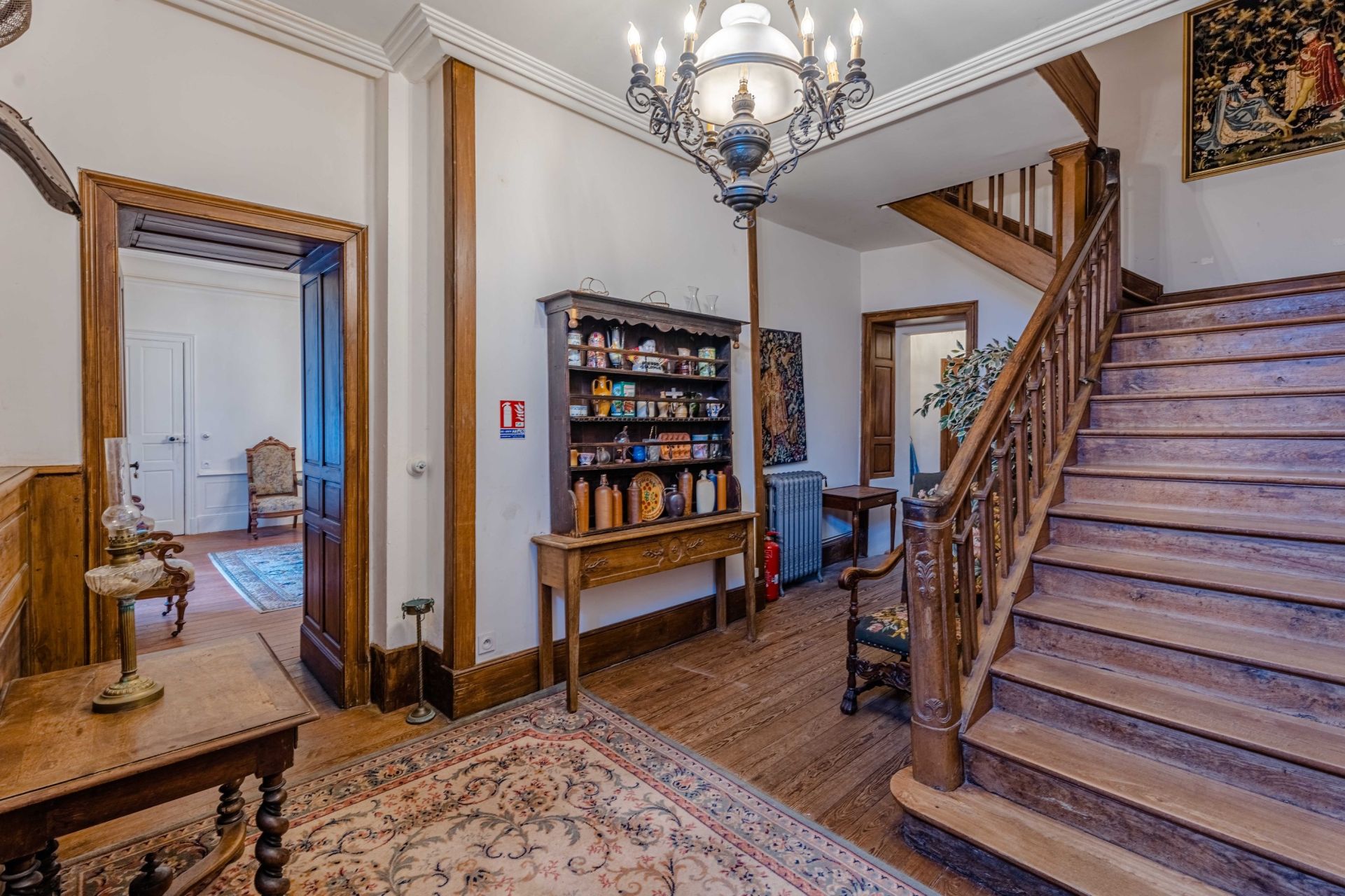 maison de luxe 17 Pièces en vente sur ISIGNY LE BUAT (50540)