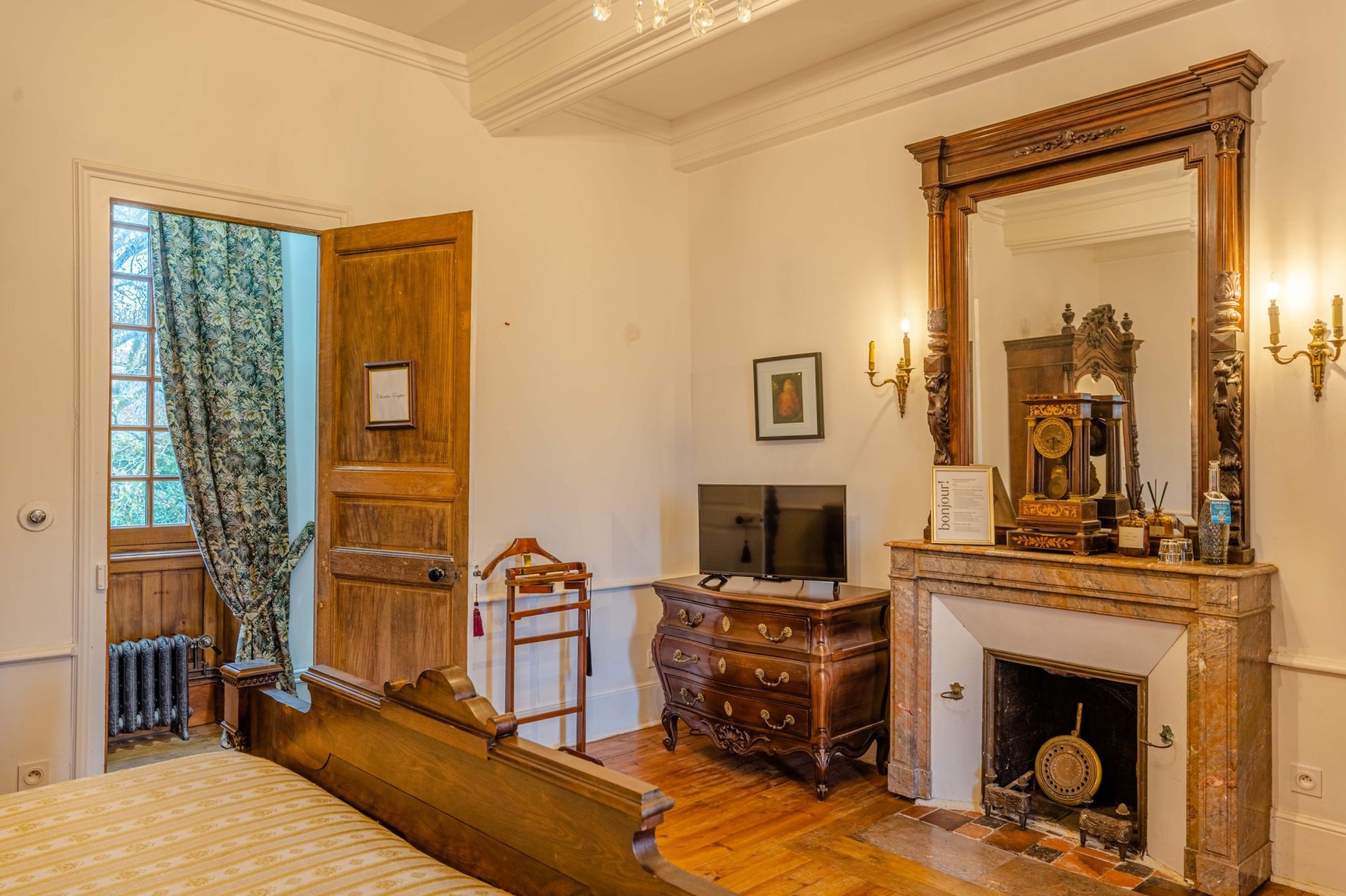 maison de luxe 17 Pièces en vente sur ISIGNY LE BUAT (50540)