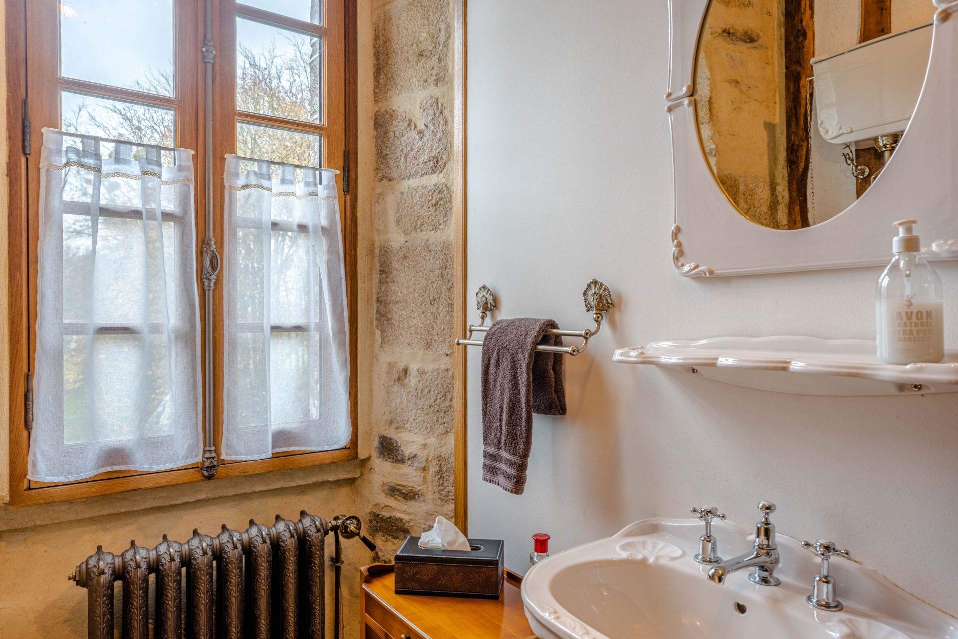 maison de luxe 17 Pièces en vente sur ISIGNY LE BUAT (50540)