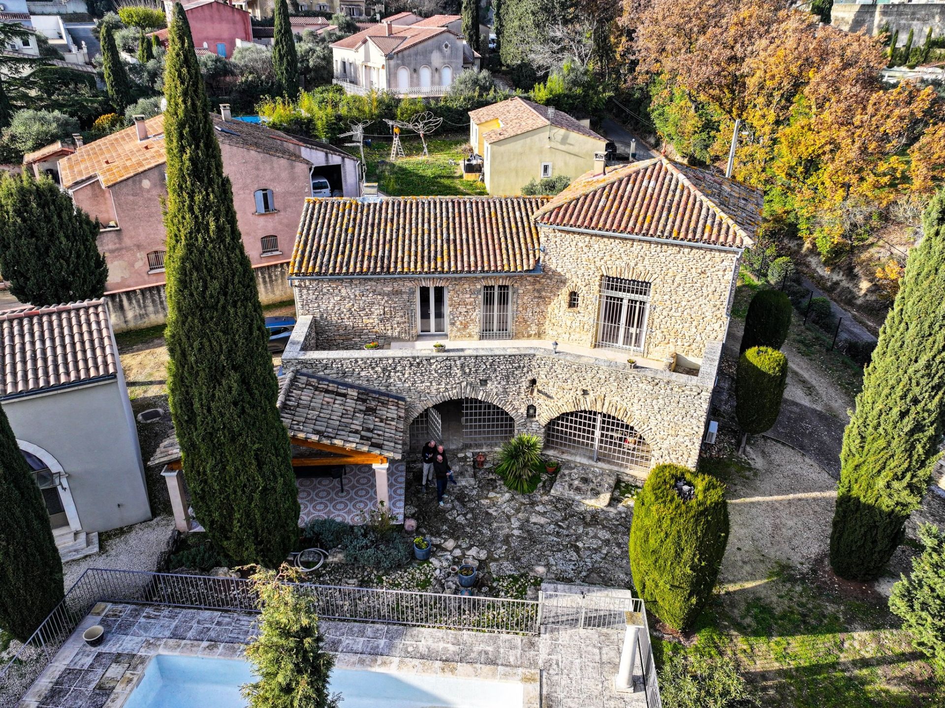 bastide 19 Pièces en vente sur CHATEAUNEUF DE GADAGNE (84470)
