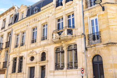 Sale Luxury apartment Bordeaux 4 Rooms 151 m²