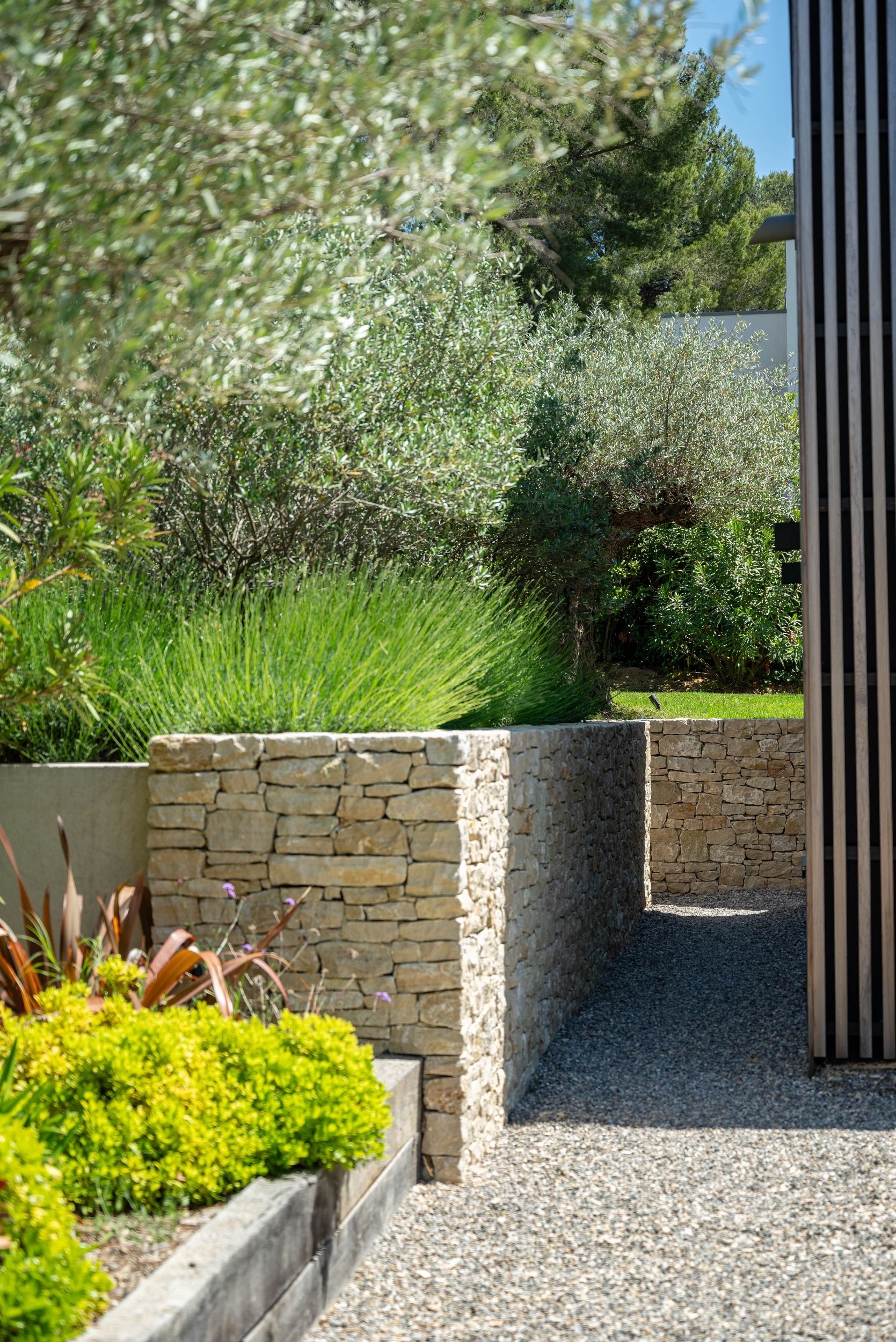 luxury house 7 Rooms for sale on AIX EN PROVENCE (13100)