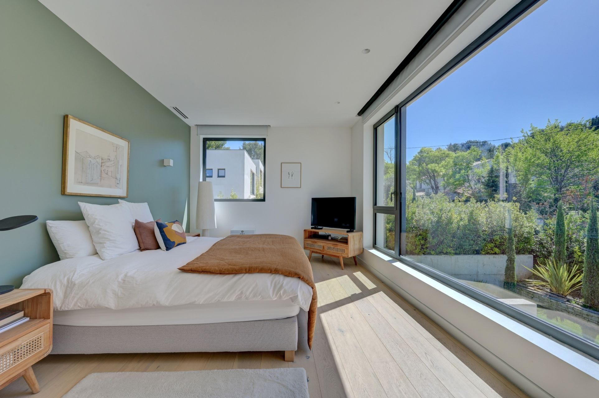 luxury house 7 Rooms for sale on AIX EN PROVENCE (13100)