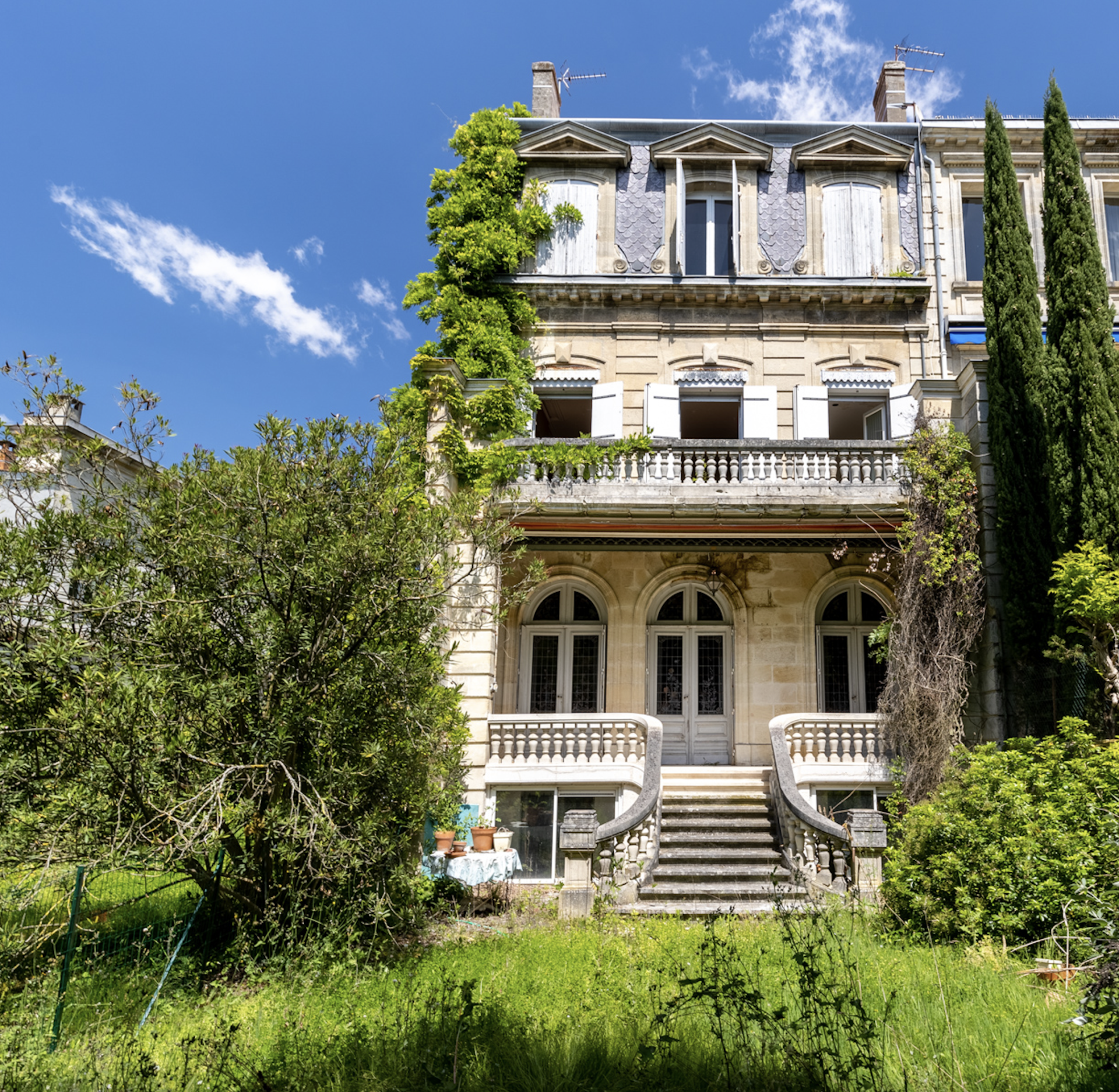 mansion (hôtel particulier) 15 Rooms for sale on BORDEAUX (33000)