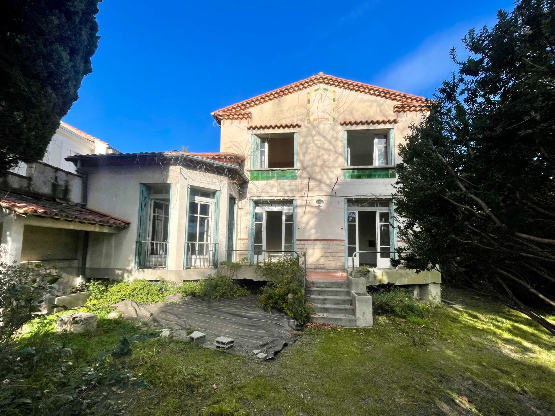 luxury house 7 Rooms for sale on MONTPELLIER (34000)