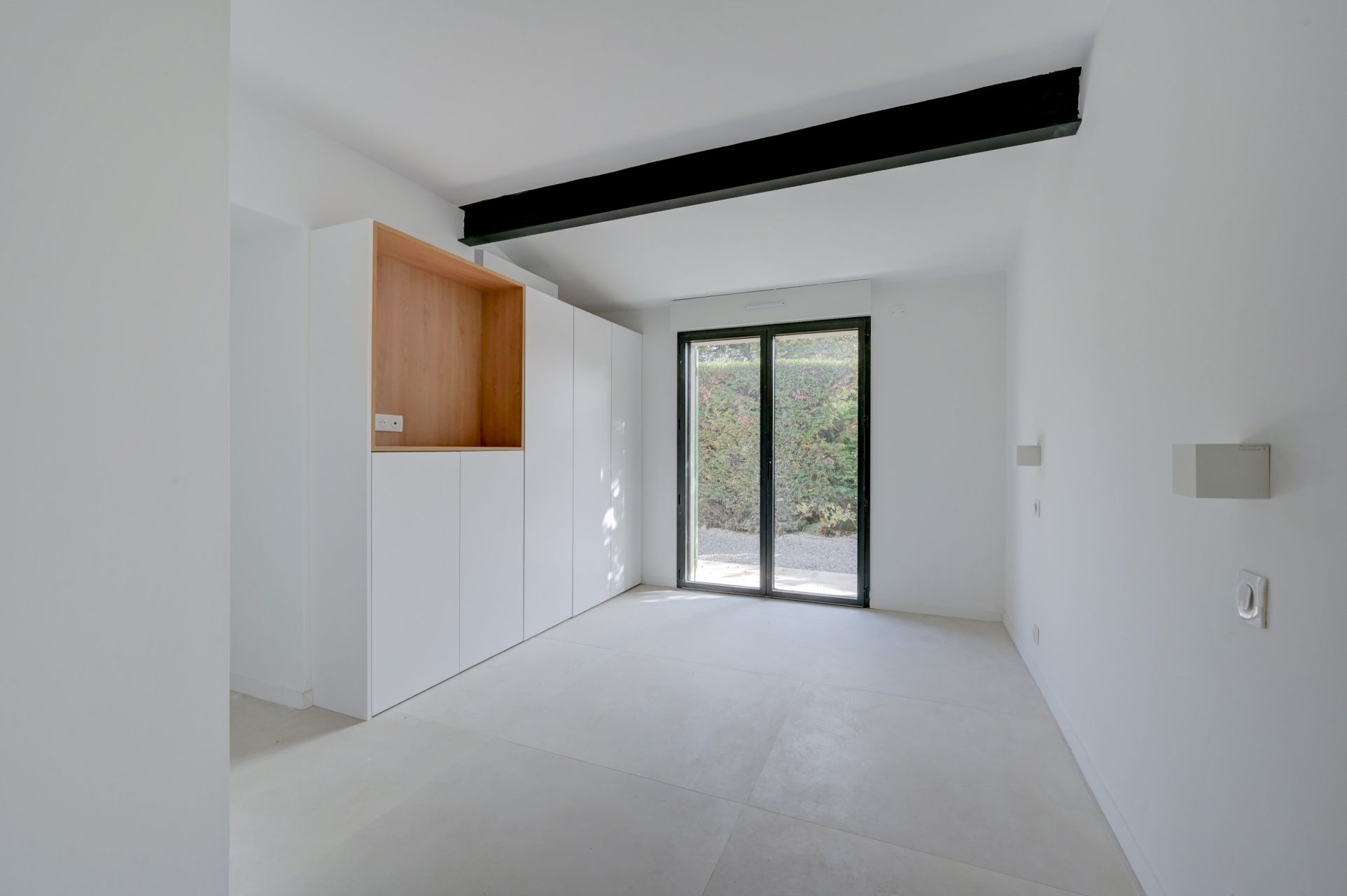 luxury house 5 Rooms for sale on AIX EN PROVENCE (13100)