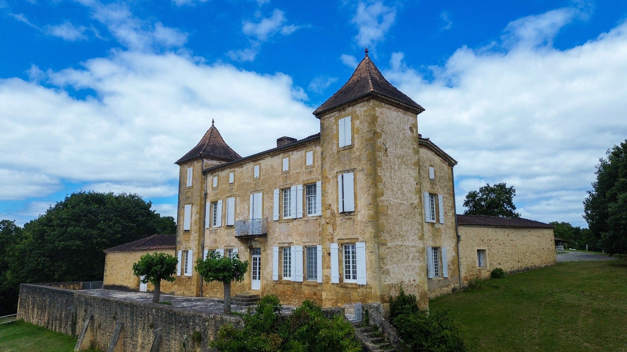 luxury house 10 Rooms for sale on FUMEL (47500)