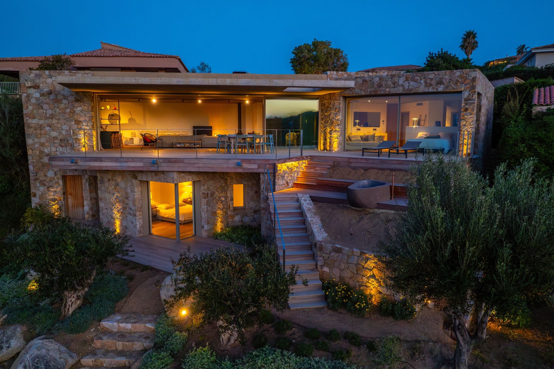 luxury villa 6 Rooms for seasonal rent on LUMIO (20260)