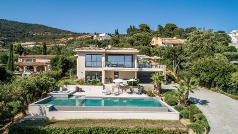 Sale Luxury villa Grimaud 7 Rooms 292 m²