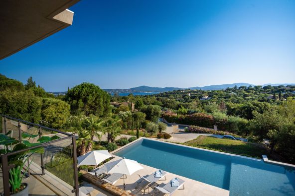 Sale Luxury villa Grimaud 7 Rooms 292 m²