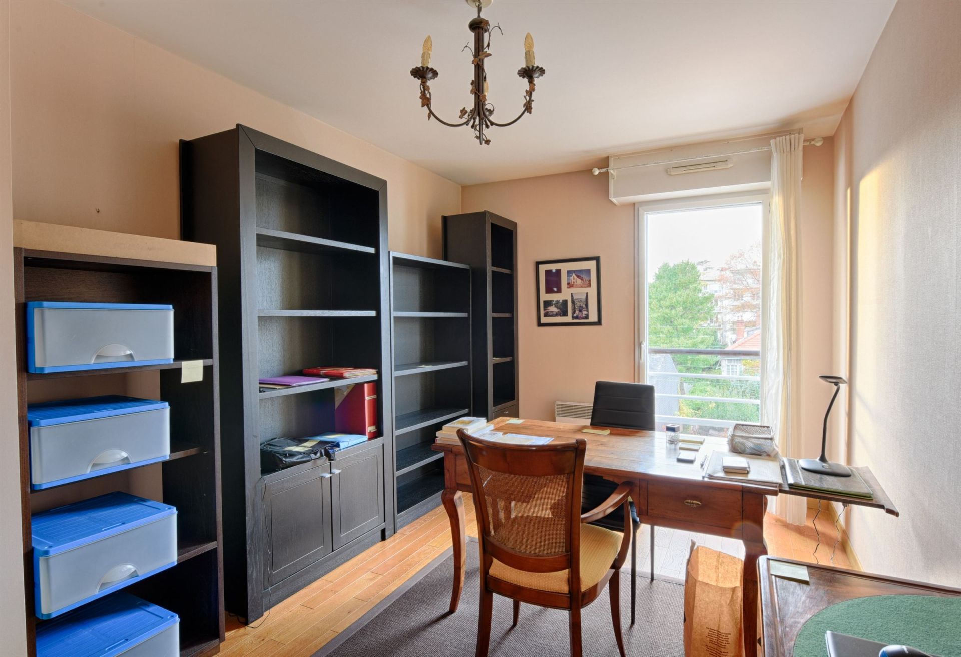 luxury apartment 5 Rooms for sale on NANTES (44000)