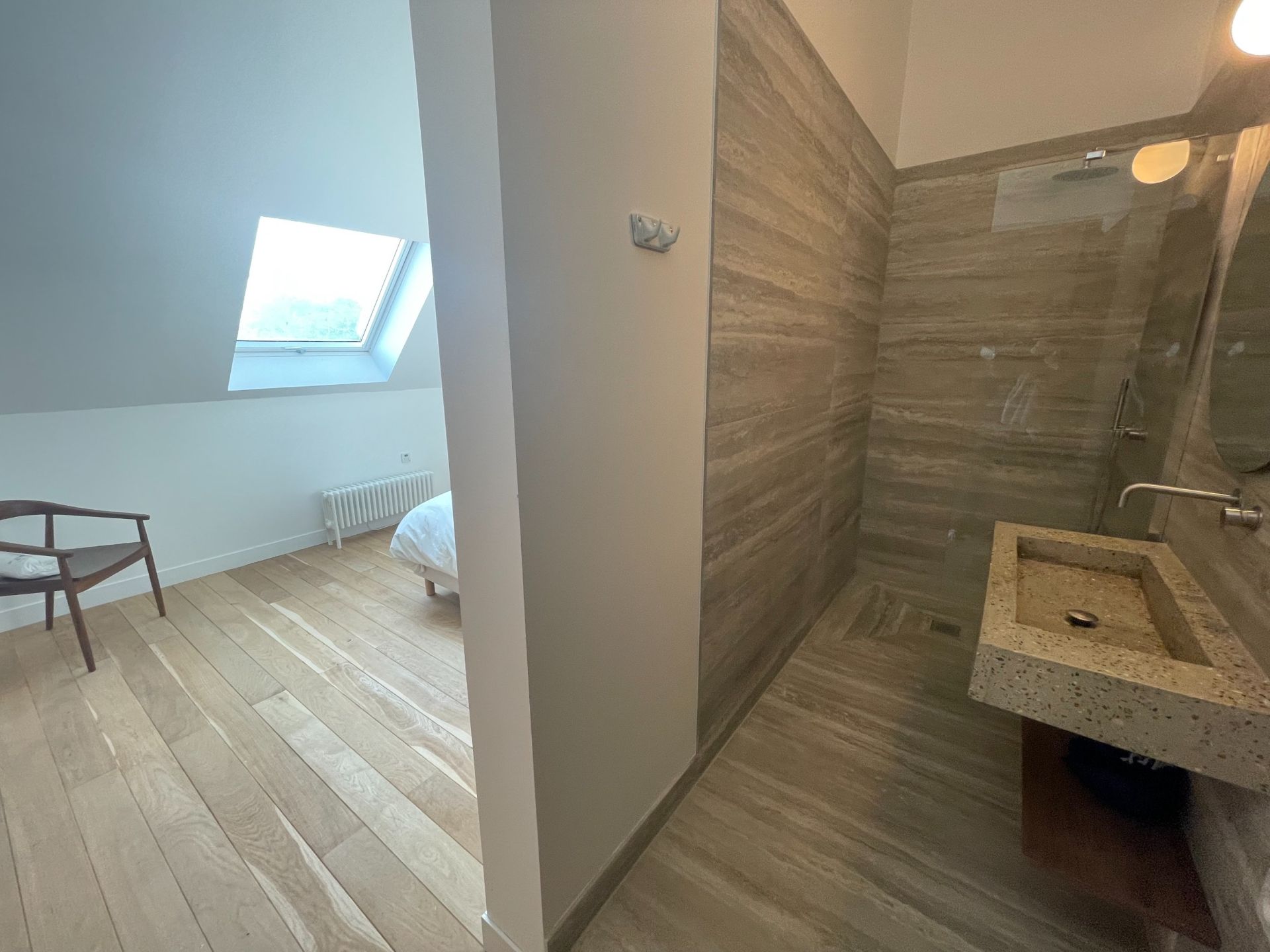 luxury house 11 Rooms for seasonal rent on ST ETIENNE LA THILLAYE (14950)