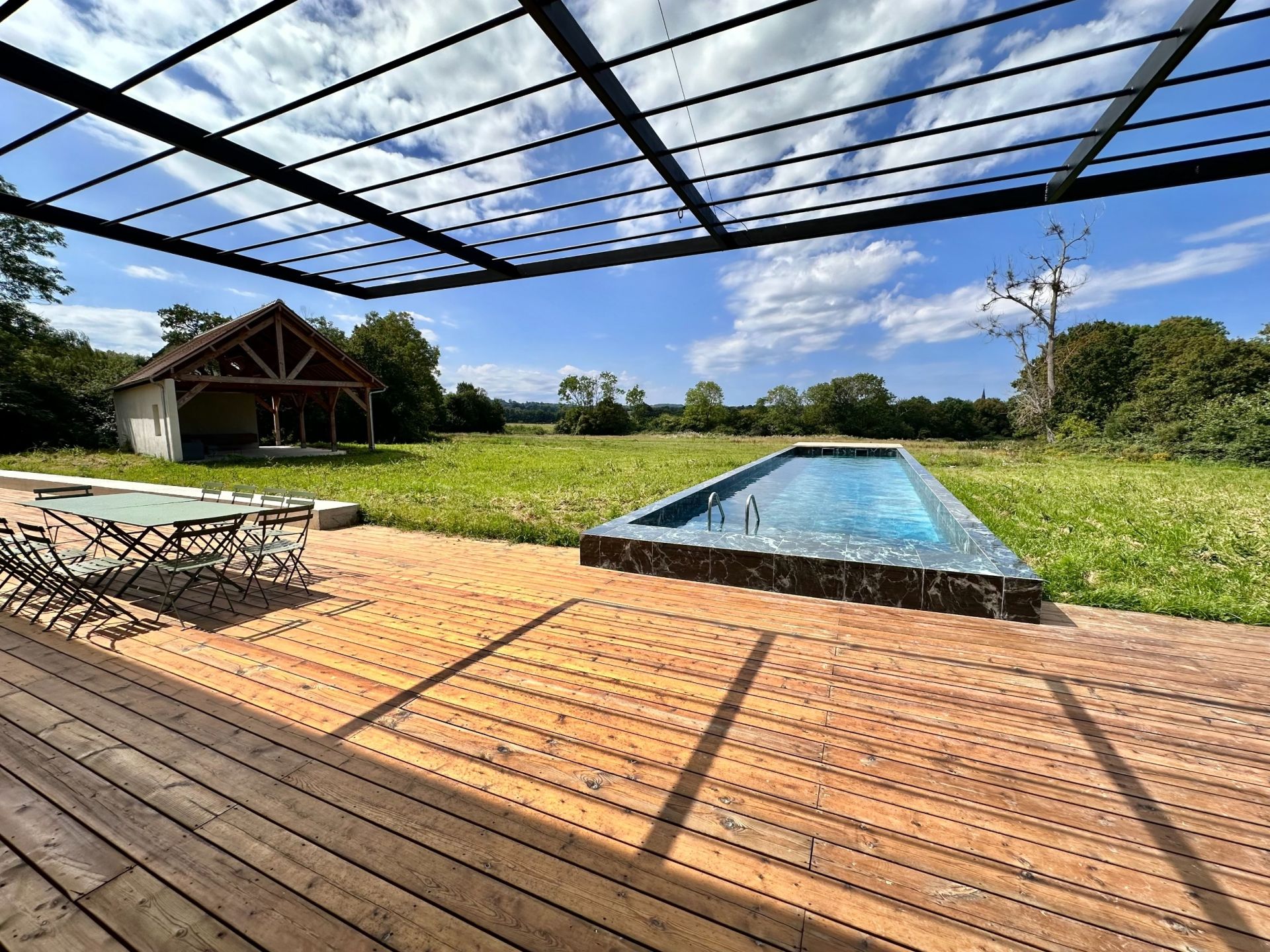 luxury house 11 Rooms for sale on ST ETIENNE LA THILLAYE (14950)