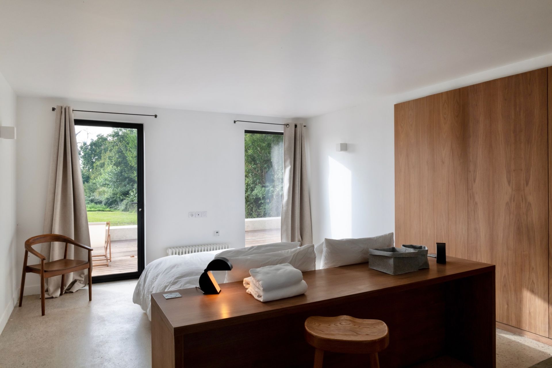 luxury house 11 Rooms for sale on ST ETIENNE LA THILLAYE (14950)