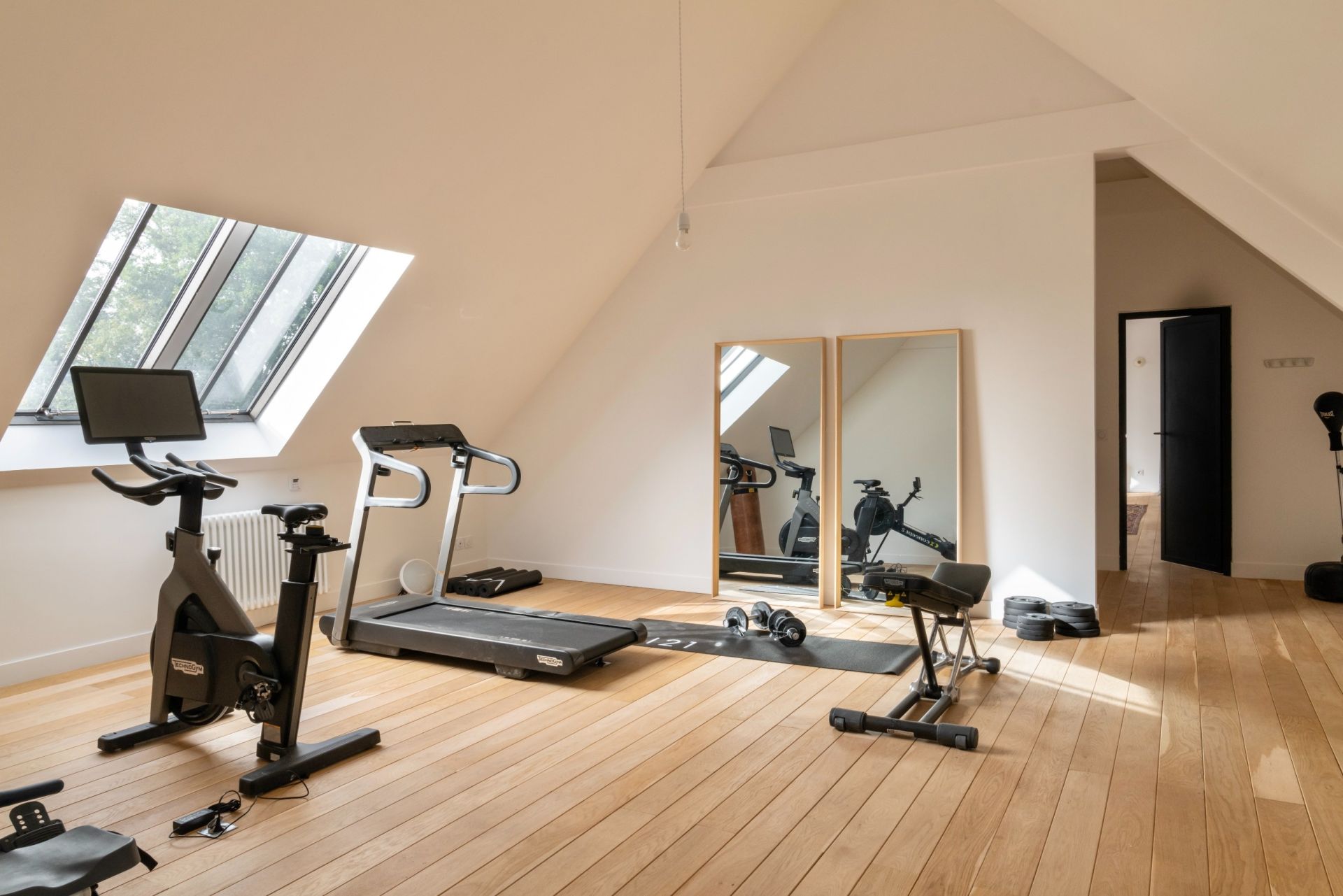 luxury house 11 Rooms for sale on ST ETIENNE LA THILLAYE (14950)