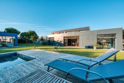 Sale Luxury house La Rochelle 8 Rooms 271 m²