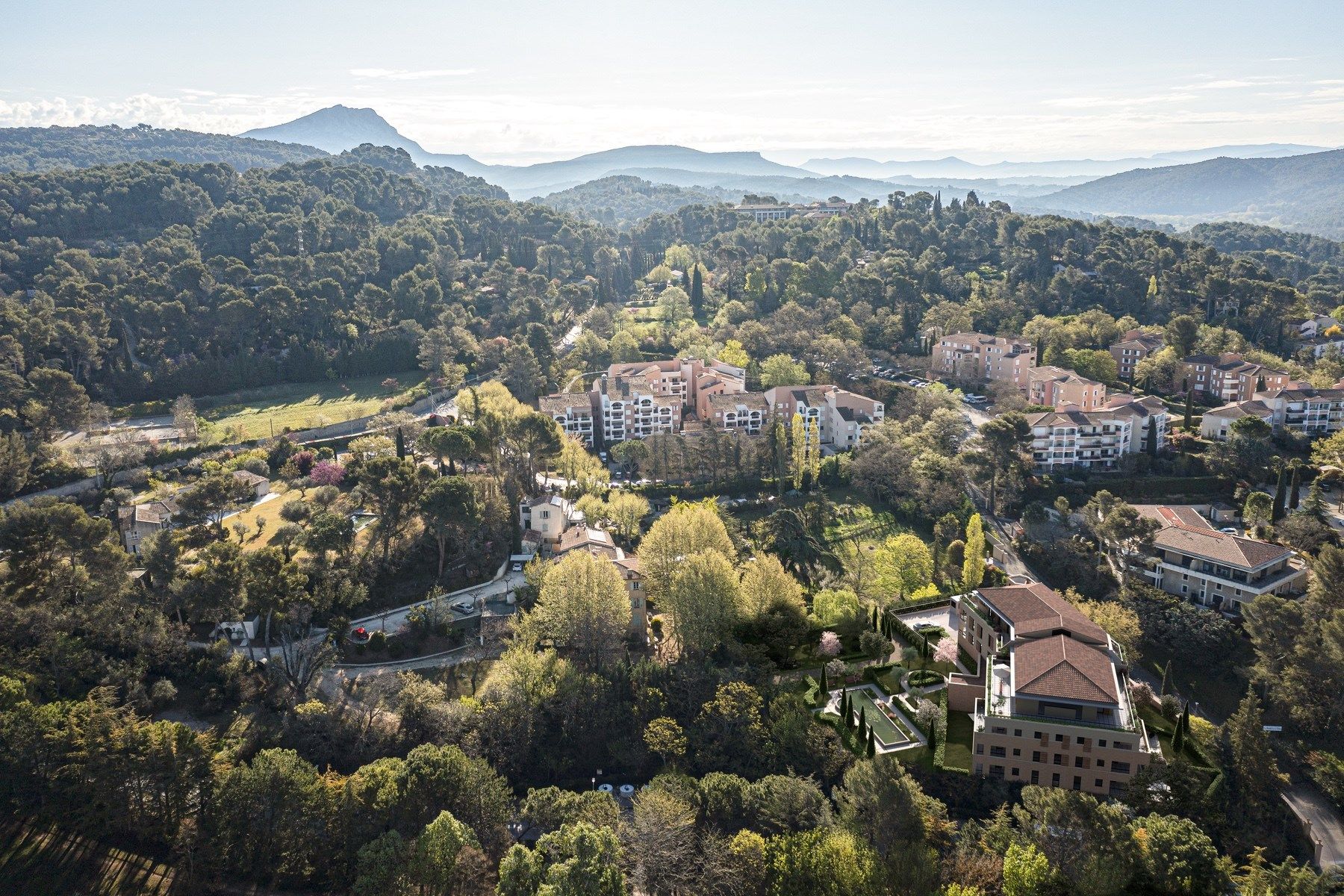 luxury apartment 2 Rooms for sale on AIX EN PROVENCE (13100)