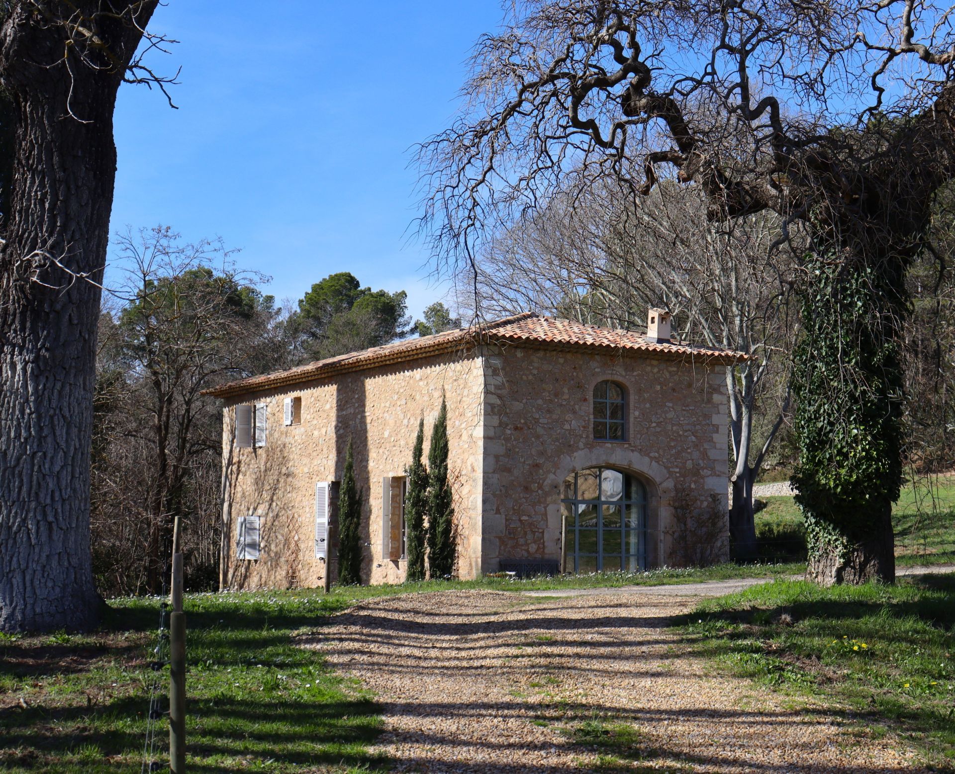bastide 20 Pièces en vente sur LORGUES (83510)