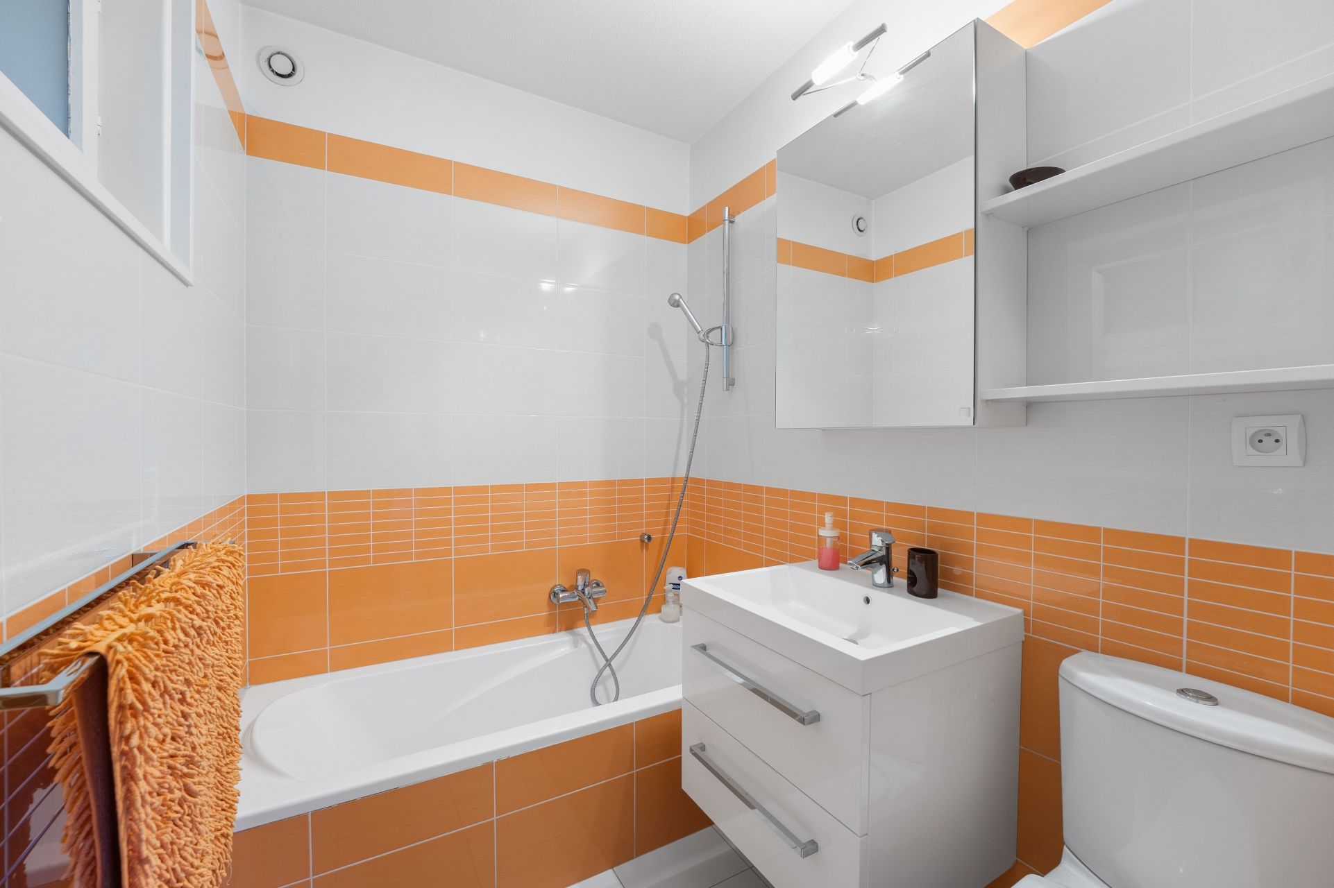 maison de luxe 4 Pièces en vente sur DIVONNE LES BAINS (01220)