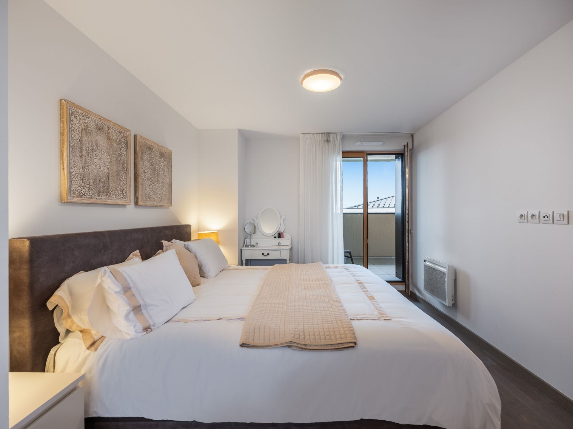 luxury house 4 Rooms for sale on MESSERY (74140)