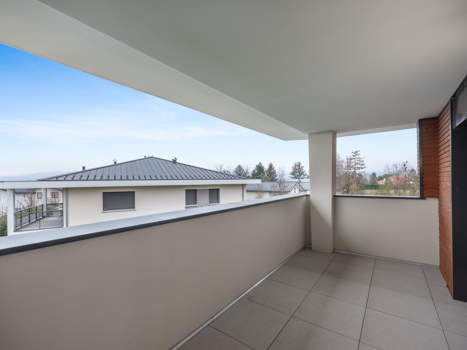 luxury house 4 Rooms for sale on MESSERY (74140)