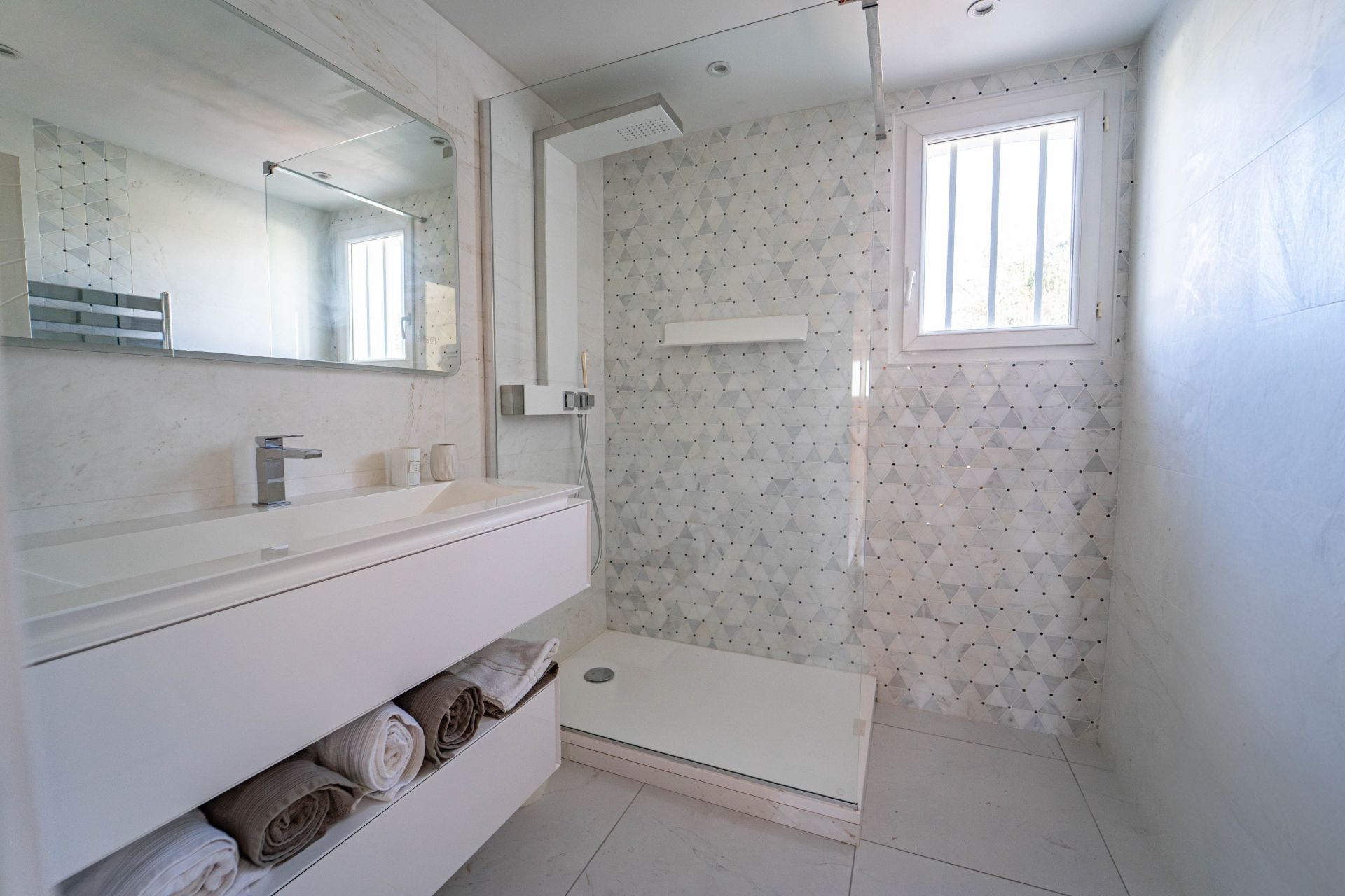 luxury house 7 Rooms for sale on PORNIC (44210)