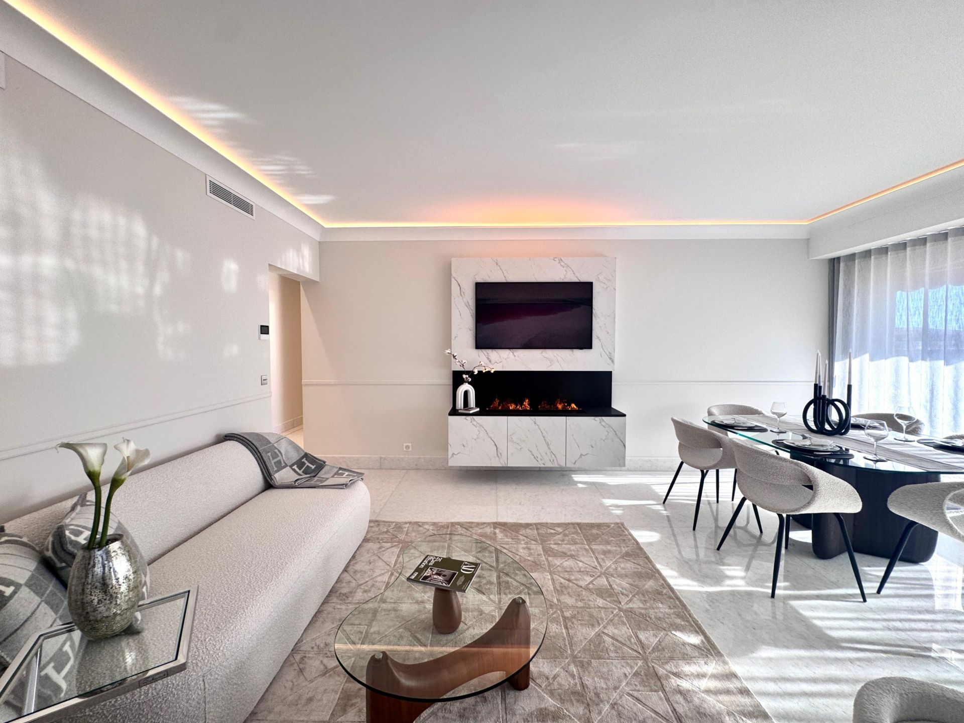 luxury apartment 4 Rooms for sale on MONACO (98000)
