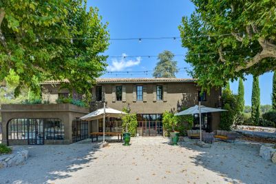 Sale Luxury house Aix-en-Provence 23&nbsp;Rooms 620&nbsp;m²
