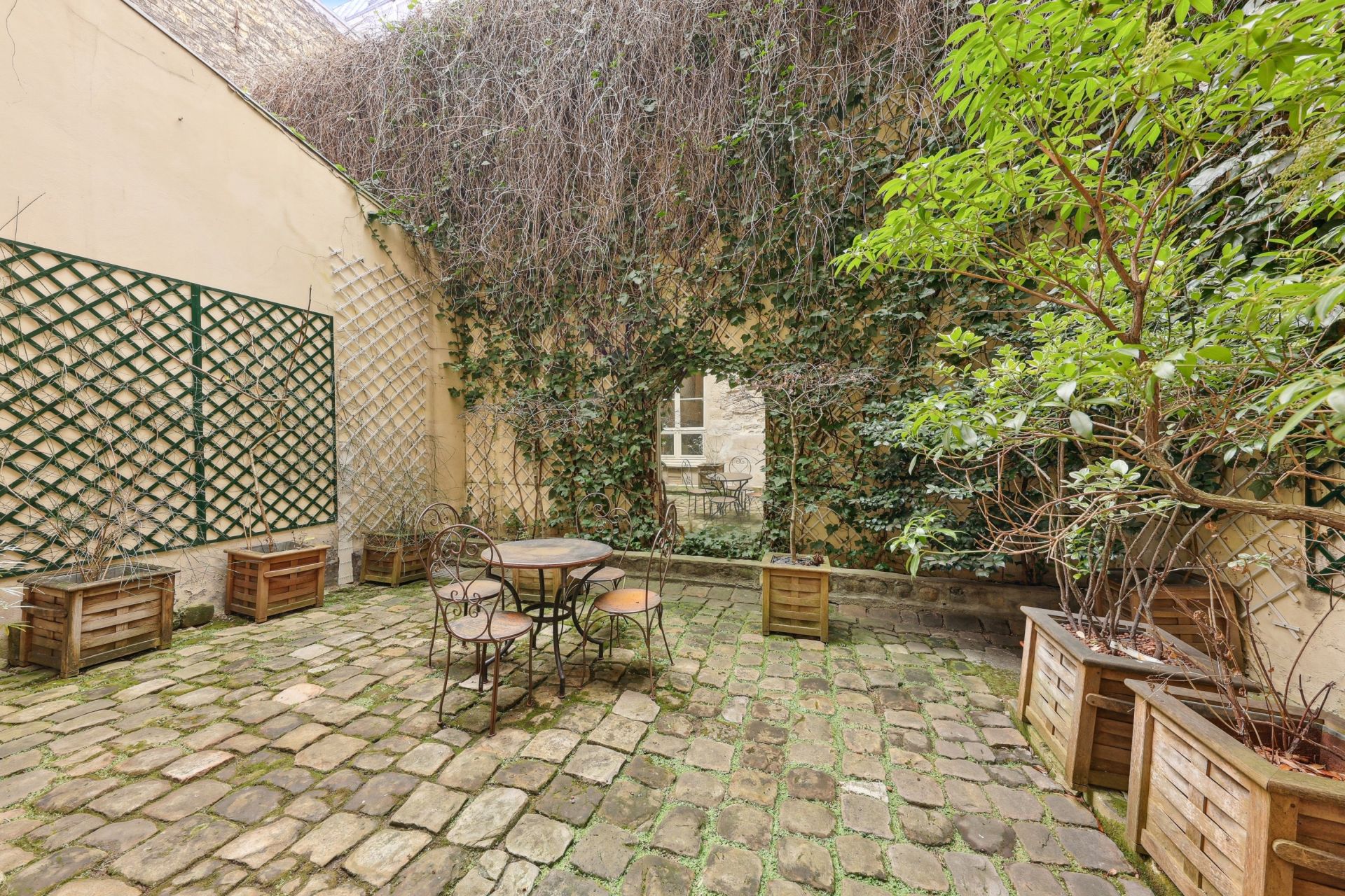 luxury apartment 3 Rooms for sale on PARIS (75003)