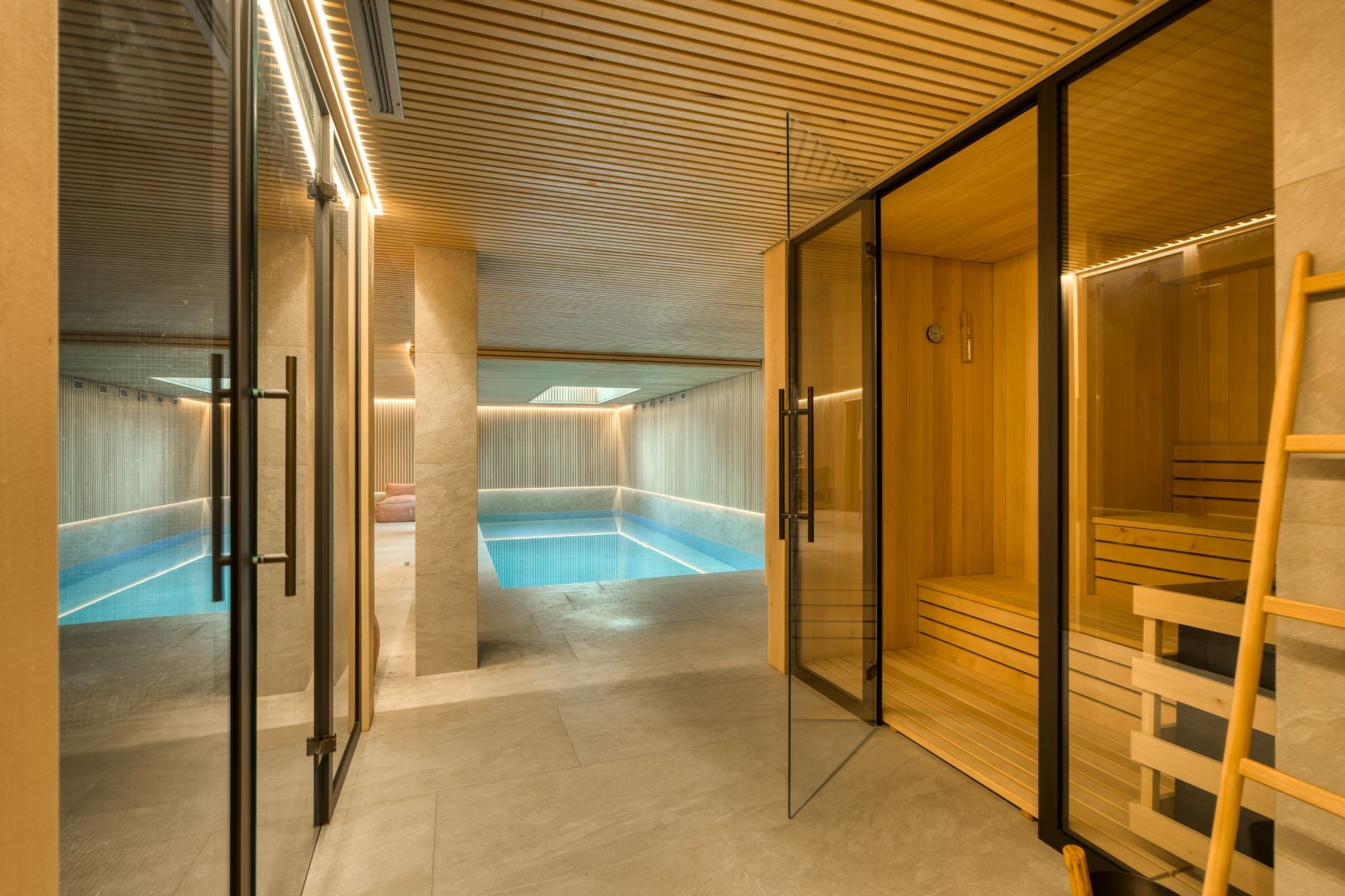 chalet de luxe 10 Pièces en location saisonnière sur MEGEVE (74120)